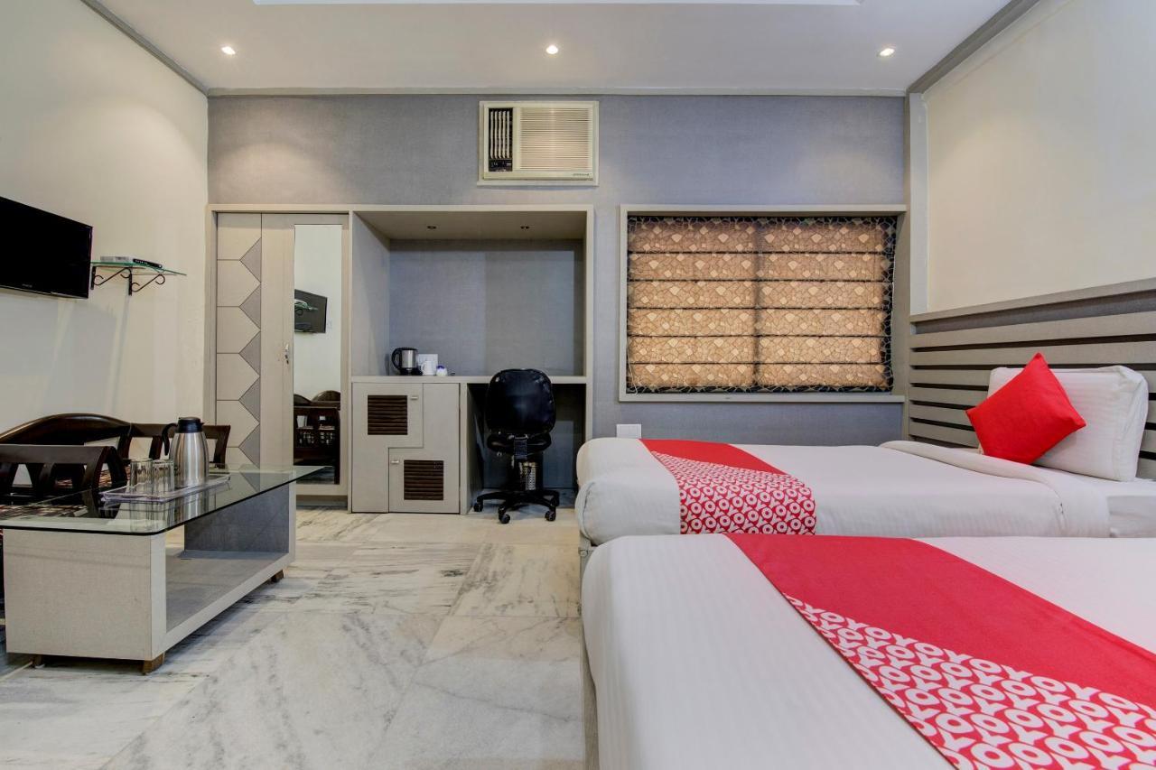 Oyo 1545 Hotel Shivani International Ahmedabad Eksteriør billede