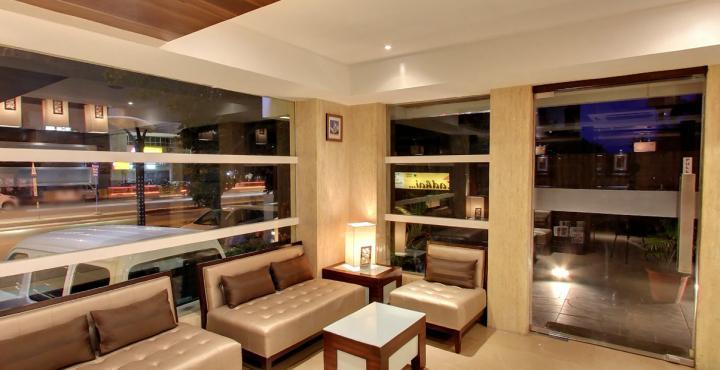 Oyo 1545 Hotel Shivani International Ahmedabad Eksteriør billede